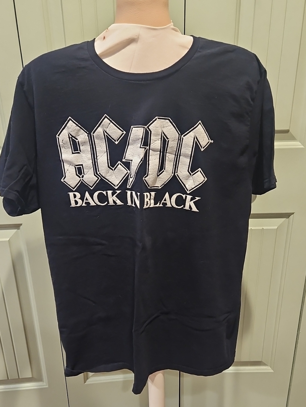AC/DC Black Short-Sleeve 'Back In Black' Graphic Tee